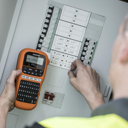 Brother PT-E110VP Étiqueteuse industrielle