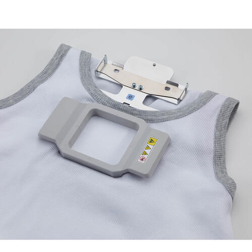 Brother PR670EC Machine à broder à 6 aiguilles Entrepreneur 6-Plus