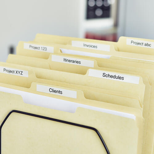 Brother MK221 Ruban non laminé blanc avec texte noir authentique pour étiqueteuses P-touch, 9 mm de largeur x 8 m de longueur