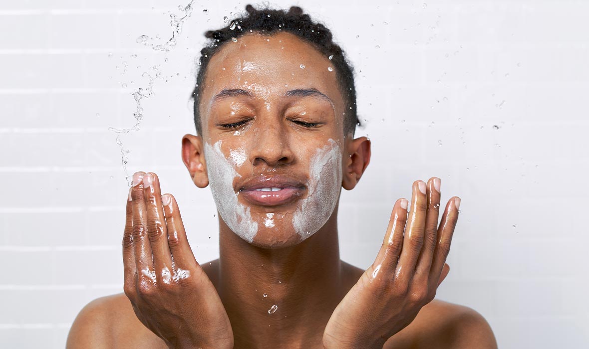 How to take care of your skin: 10 good & bad skincare habits