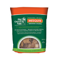 Big Green Egg All Natural Mesquite Wood Smoking Chunks 549 cu in