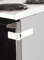 Safety 1st White Plastic Oven Door Lock 1 pk
