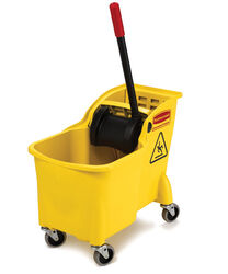 Rubbermaid Commercial 31 qt Wringer Bucket Yellow