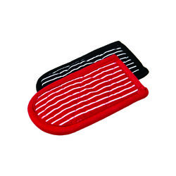 Lodge Red Silicone Oven Mitt