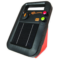 Gallagher S10 6 V Solar-Powered Fence Energizer 83635200 sq ft Black/Orange