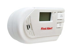 First Alert Plug-in Electrochemical Explosive Gas and Carbon Monoxide Detector